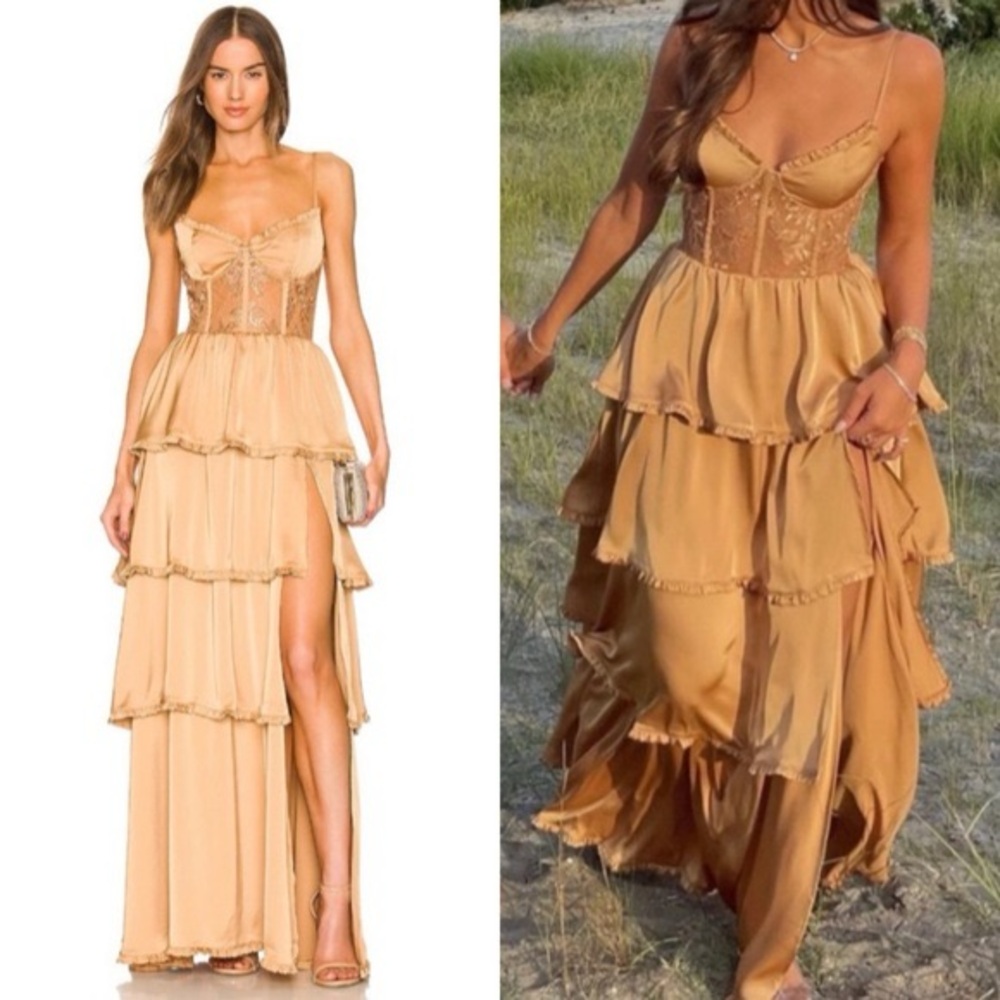 V. Chapman Dakota Gown